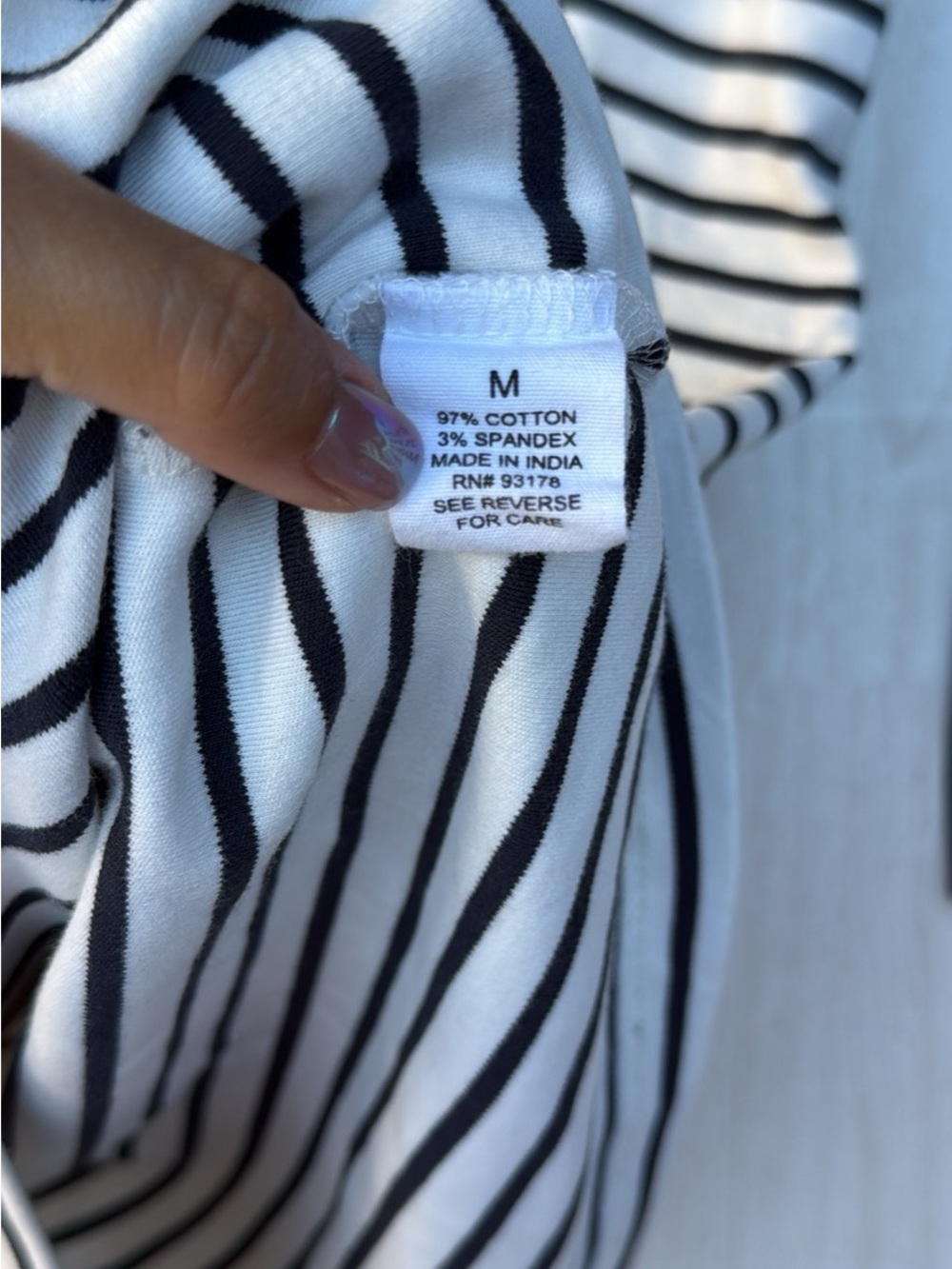 Sweater Subcategory Identification - Picture 2 of 6